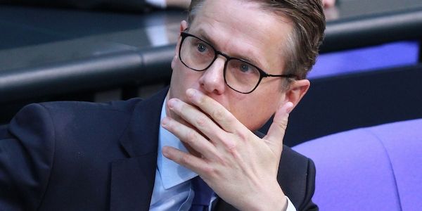 Linnemann bestürzt über tätlichen Angriff auf Landtagskandidatin