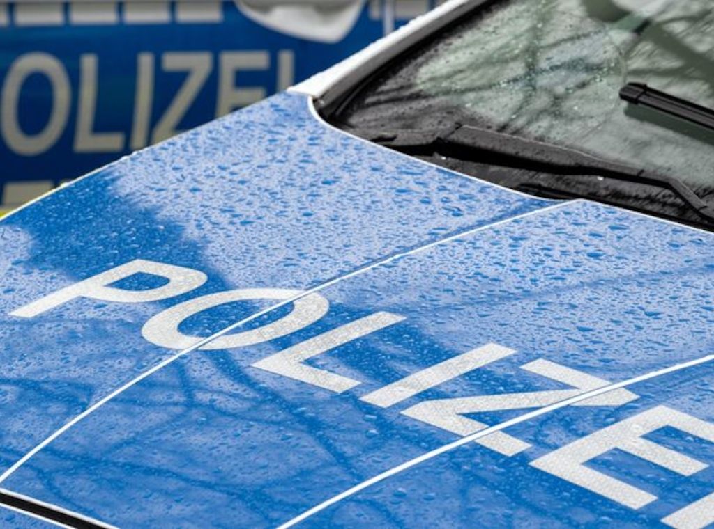 Raubüberfall mit vorgehaltener Pistole in Prenzlauer Berg