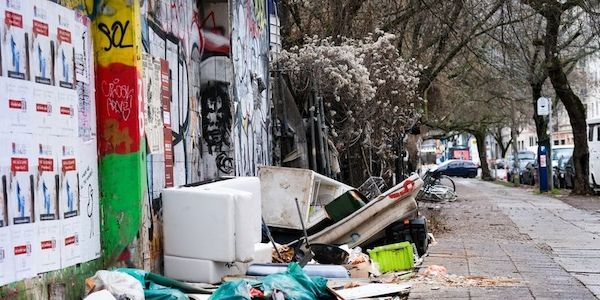 BSR-Chefin Mehr Müll durch ausuferndes Freiheitsgefühl