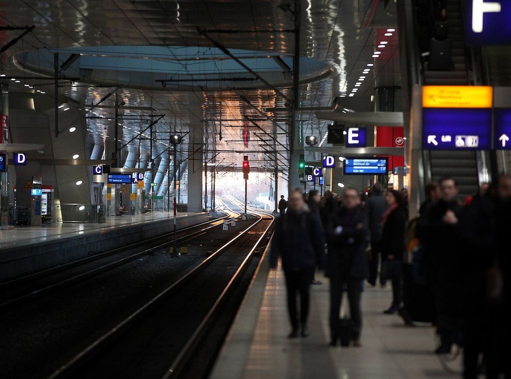 Großstörung bei Bahn behoben - Verspätungen bis Tagesende