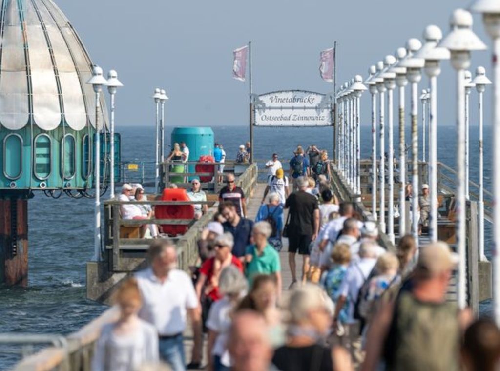 Kind fällt von Seebrücke auf Usedom - Mutter aus Barnim klagt auf Schadenersatz