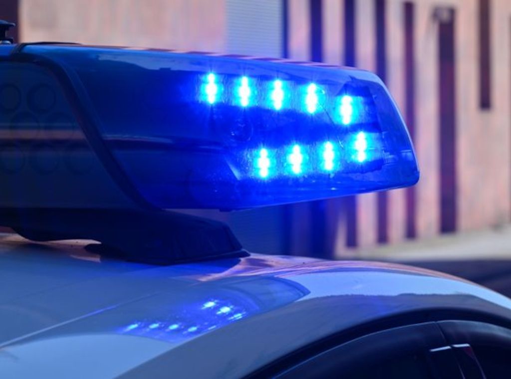 Autofahrer stirbt nach Zusammenstoß mit Laster in Spree-Neiße