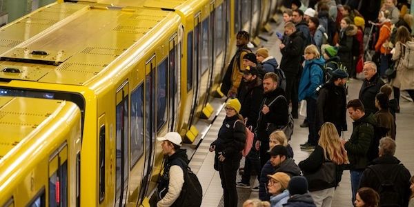 BVG-Chef räumt Probleme beim neuen U-Bahntakt ein