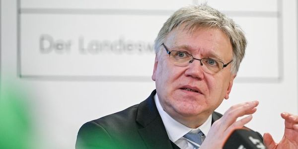 Berlins Landeswahlleiter warnt vor Wahlfälschungen