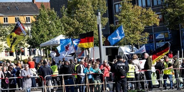 Scholz besuchte Prenzlau - Gegendemonstration der AfD