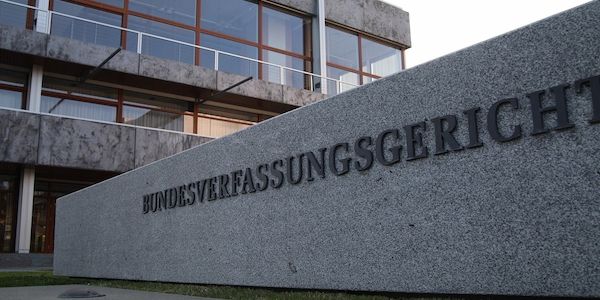 Hessisches Verfassungsschutzgesetz teilweise verfassungswidrig