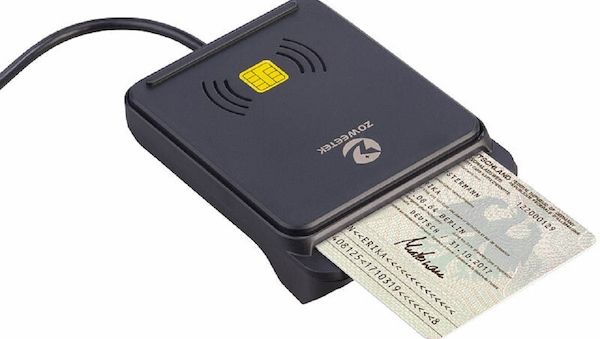 Chipkarten-/Smartcard-Reader, für eID-Nachweis