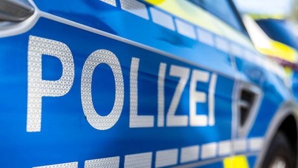 Berlin-Friedrichsfelde: SEK-Einsatz nach Bedrohung mit Waffe