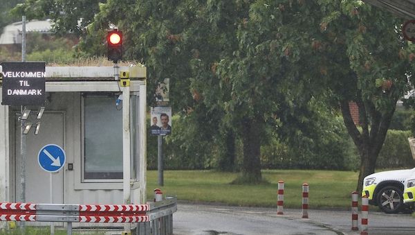 Bundesregierung: Alleingänge würden Zurückweisungen gefährden