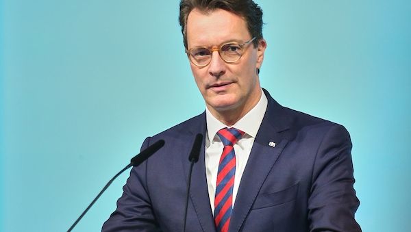 Wüst kritisiert KI-Strategie der Ampelregierung