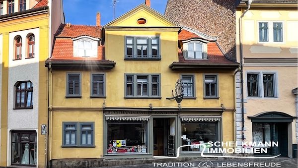 Hübsche Zweiraumwohnung im sanierten Altbau