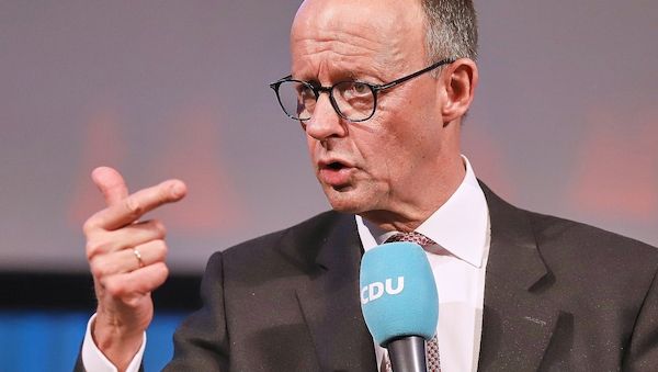 TV-Duell: Merz und Scholz diskutieren über Bürgergeld und Steuern