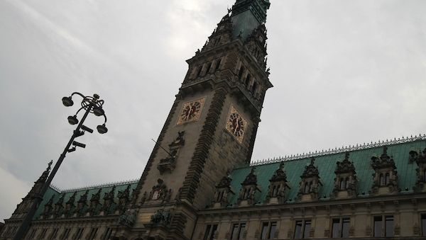 Hamburg-Wahl: Linke legt bei Infratest zu - Grüne verlieren