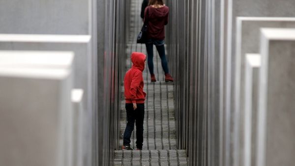 Messerangriff am Holocaust-Mahnmal in Berlin - Mann schwerverletzt