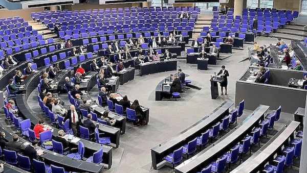 Frauenanteil im neuen Bundestag sinkt auf 31,2 Prozent