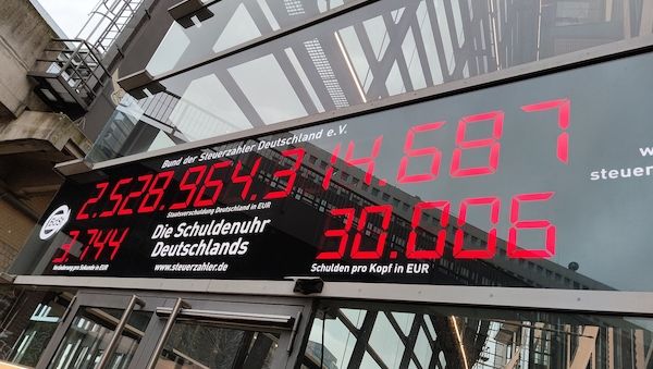 Spahn schließt Schuldenbremsen-Reform im alten Bundestag nicht aus