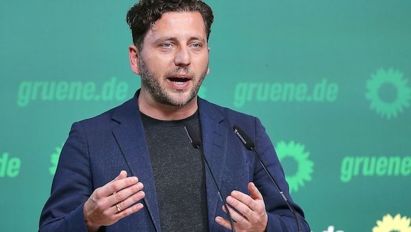 Grüne werfen Union Bedrohung der Zivilgesellschaft vor