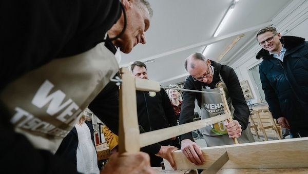 Für „Motivation Handwerk“: Ralf Moeller, Friedrich Merz u. Jörg Dittrich, Präsident des Zentralverbandes des Deutschen Handwerks, machten sich für das Handwerk stark