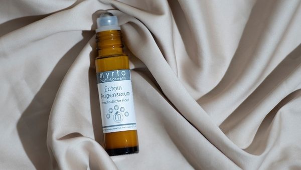 Myrto Naturkosmetik - Ectoin Augenserum: Schutz & Strahlkraft für die empfindliche Augenpartie