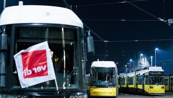 Zunächst kein BVG-Warnstreik Gespräche Mitte nächster Woche