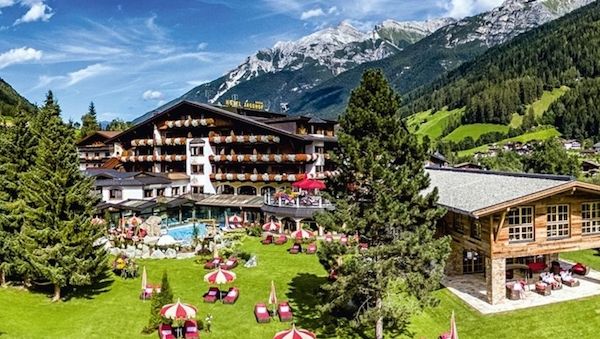 Angebot im 5-Sterne SPA Hotel Jagdhof vom 8.-11. Mai 2025