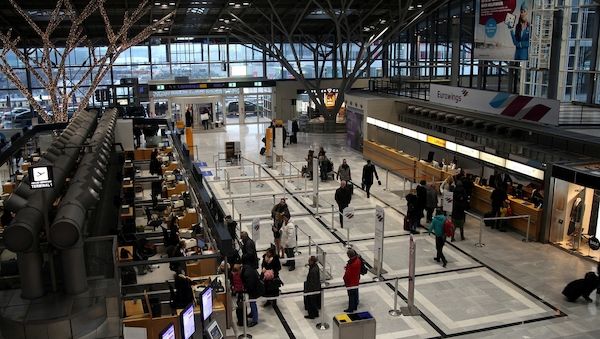 Verdi ruft am Montag zu ganztägigen Flughafen-Warnstreiks auf