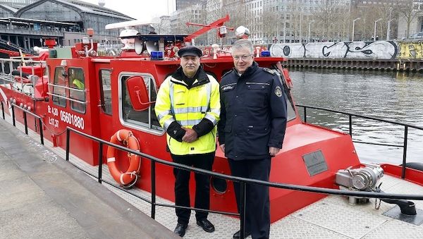 Berliner Feuerwehr und TU Berlin konzipieren klimafreundliches Löschboot für Berlins Wasserstraßen