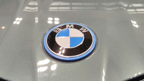 BMW meldet Gewinneinbruch