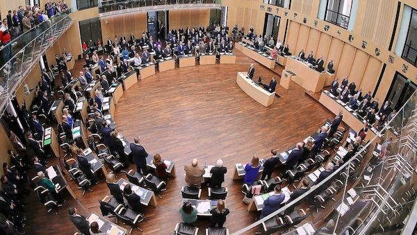 Dobrindt verspricht Zustimmung Bayerns zu Schuldenpaket im Bundesrat