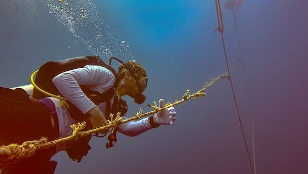 Das Nova Maldives setzt auf innovatives Umweltprojekt: „Floating Nursery“ im Korallen-Krankenhaus