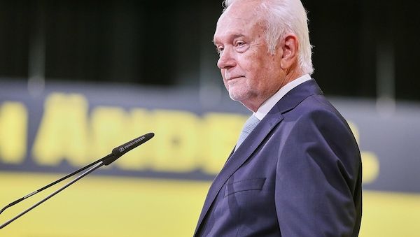 Kubicki sieht Demokratie durch Unions-Kurswechsel in Gefahr