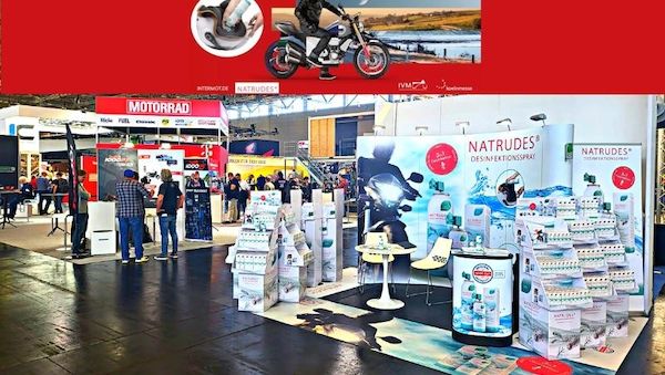 Intermot Messe in Köln: Desinfektions-Spray Natrudes zog die Aufmerksamkeit vieler Motorradfans auf sich