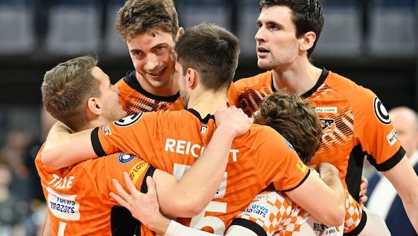 Berlin Volleys gewinnen in drei Sätzen