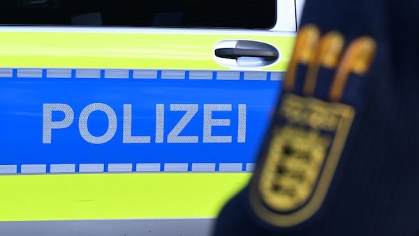 Strausberg: Bankraub mit Millionenschaden: Polizei sucht mit Blitzerfoto
