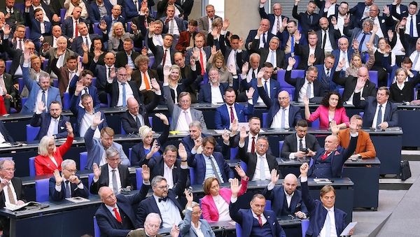 Söder gegen AfD-Ausschussvorsitzende im Bundestag